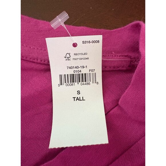 GAP NWT Classic Magenta V-Neck Short Sleeve Tee in Size Small Tall Length - Picture 4 of 8